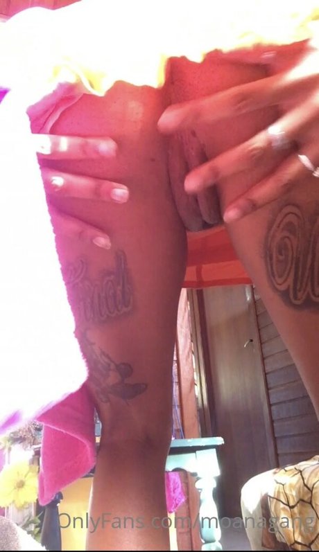 fans asiatiques mignons uniquement haute qualité exclusive images