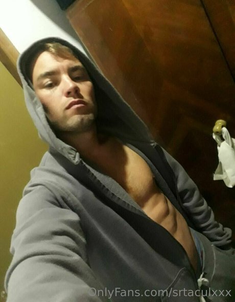 srtaculxxx modèle hd des photos