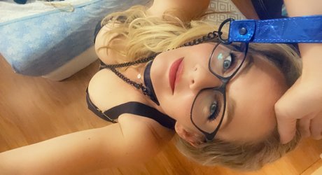 Misstiffany420 modèle nu galerie