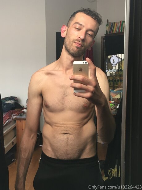 Esckaenor actrice libre img