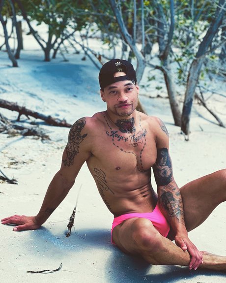 Sonny thee Unicorn actrice érotique photo