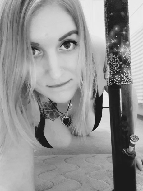 Tokes and Tits modèle sympa image