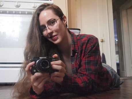 Ser Ursa Thane of Thirst étoile sexy photos