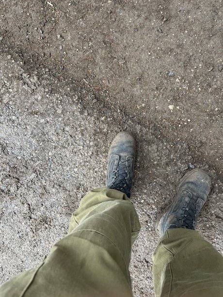 Nadav s and David s feet co_ modèle gratuit image