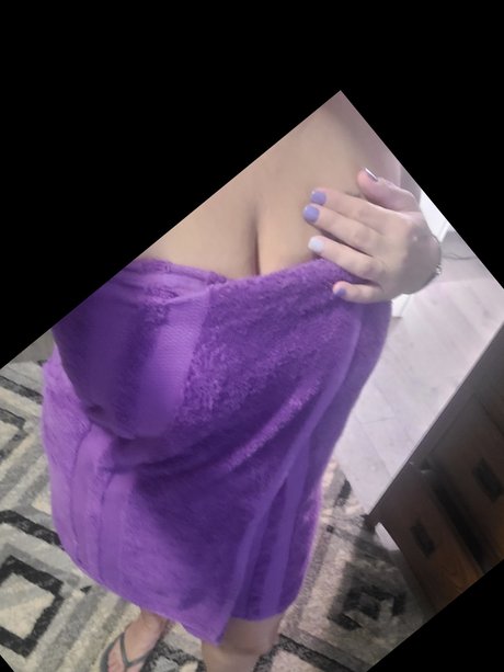 Sierra Rayne jolie étoile galeries