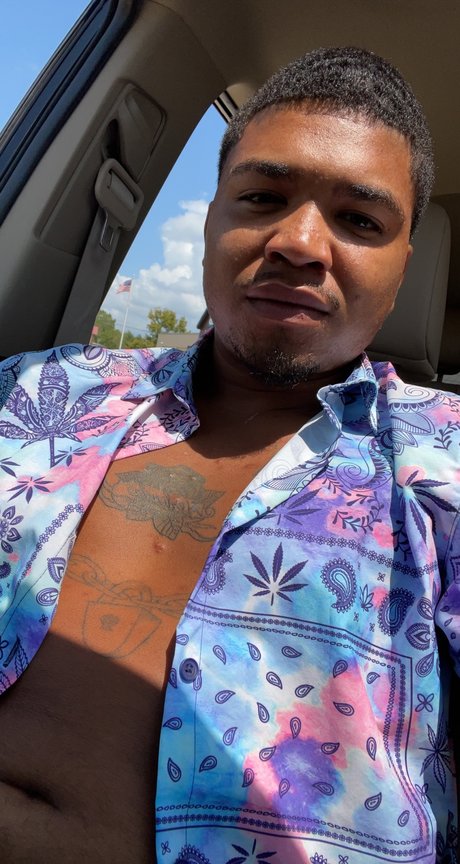 RoamingInHer actrice adulte photos