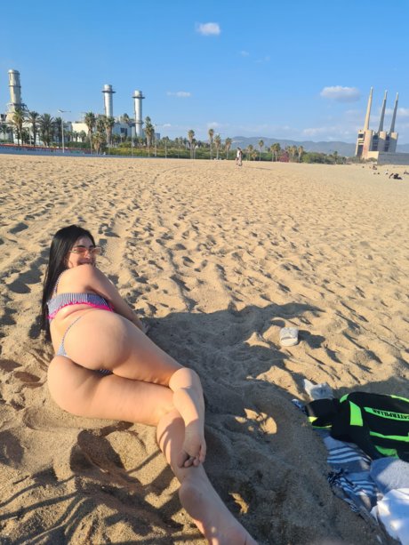 Dariannys modèle hd des photos