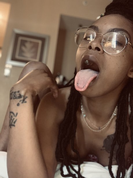 Key2yahHeart_ star du porno gratuit img