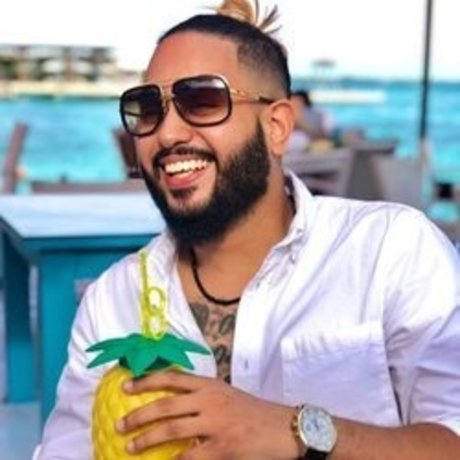 Adrian E Pineda Pe a star du porno chaude img