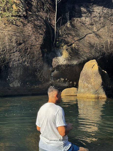 Mauricio Davila joli modèle image