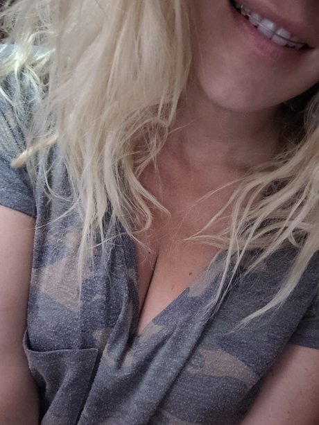 xyourdirtyslutx modèle sexy galeries