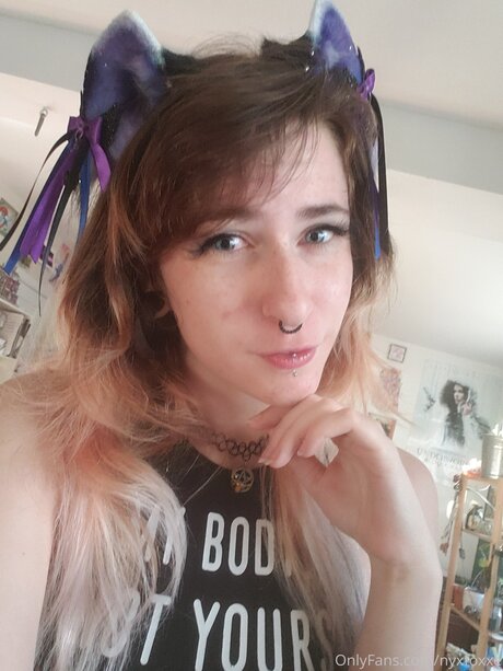 Nyx Foxxe modèle magnifique des photos