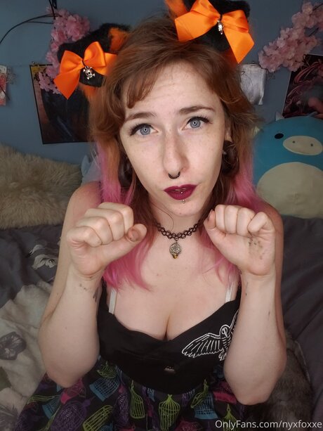 Nyx Foxxe modèle gratuit photos