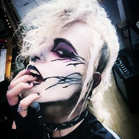 Zagreus actrice pornographique images