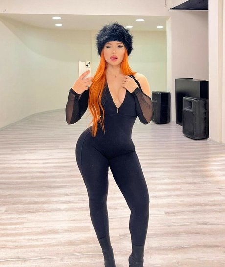 Ecbsnn jolie star du porno galerie