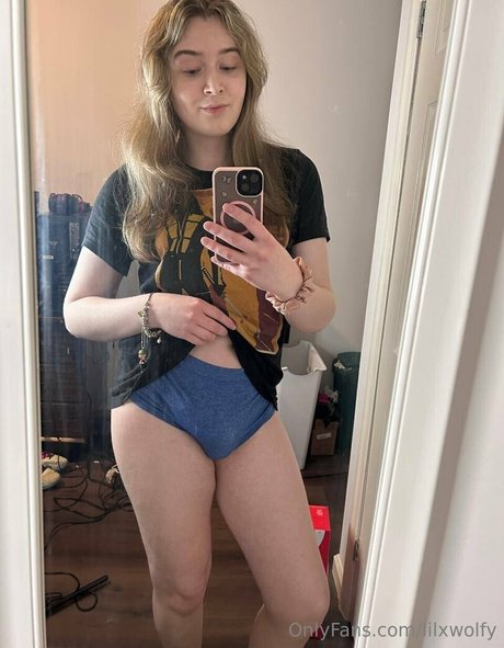 lilxwolfy actrice érotique archive