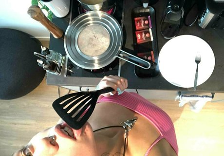 lllisha modèle magnifique archive