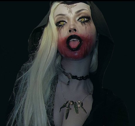 Livingdead kev star du porno érotique img