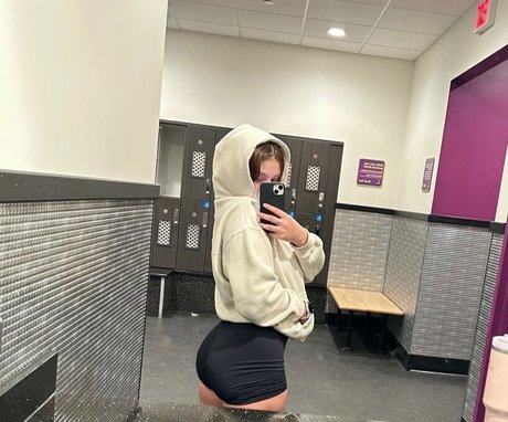 Leslie Emma étoile parfaite des photos