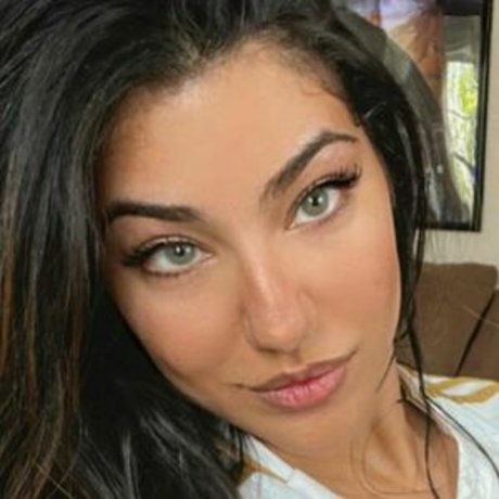 GattiMonica star érotique galerie