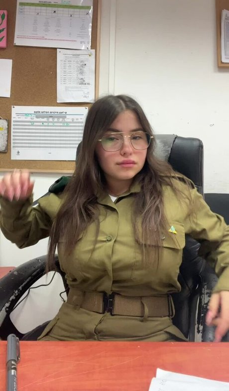 Tamar Abuchzira nus star du porno galerie