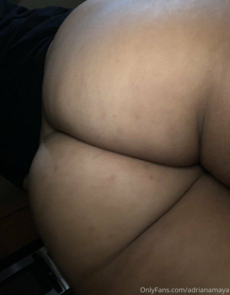 Adriana Maya star du porno chaude image