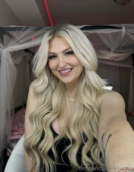 kloebby étoile sexy images