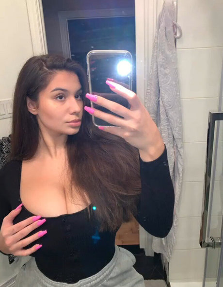 Marisa G modèle hd photos