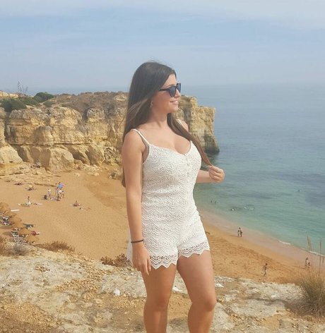 Carolina Neto modèle magnifique archive