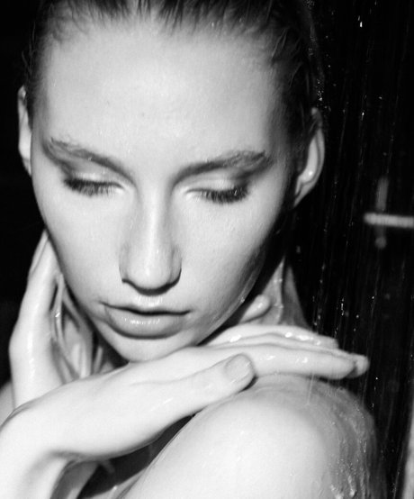 Vika Kucherenko haut modèle images