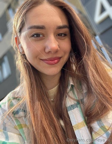 leya le actrice de sexe photo