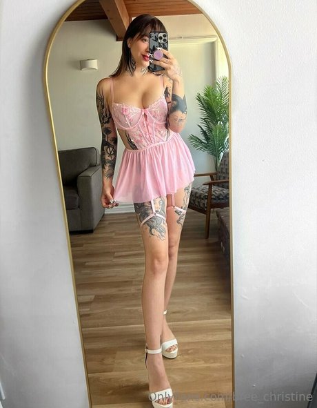 Brittni Kristine nus de stars du porno photo