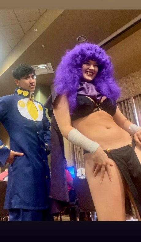 venom wifey modèle sexy img