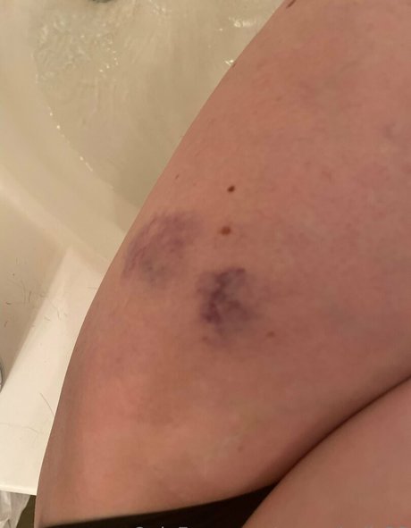 queenhails22 modèle xxx photo