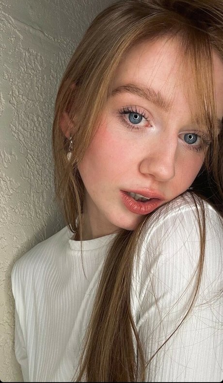 lizzy blaze modèles nus des photos