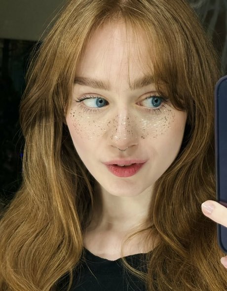 lizzy blaze actrice libre des photos