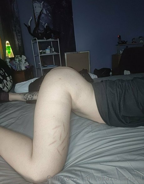 azazelzangel actrice photos