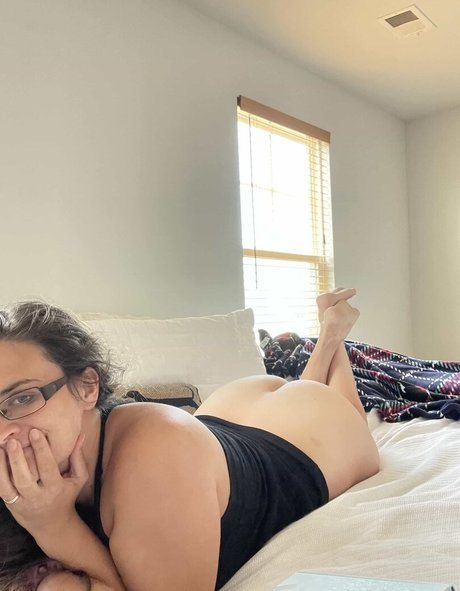 Mollie Peachy Melons étoile érotique photo