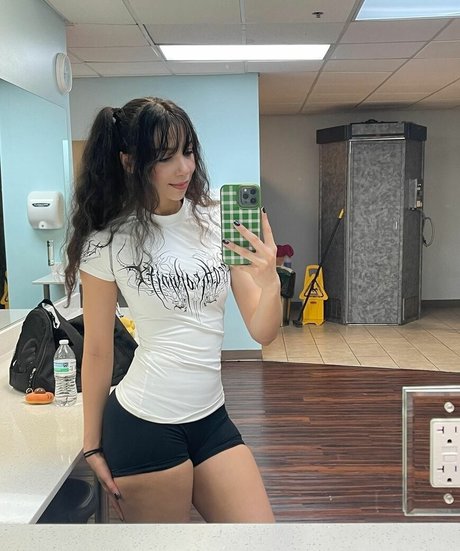 Over taaa star du porno nue image