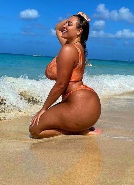 Hannah Olivia modèle hd galerie