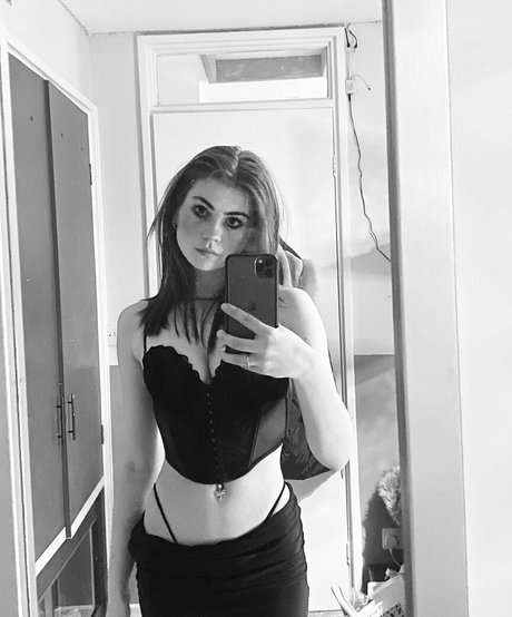 skyepastapins star du porno nue img