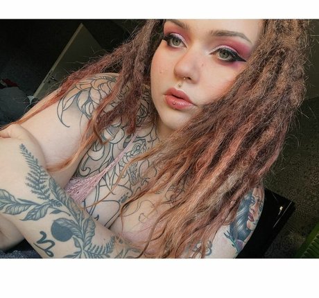 aisselles poilues onlyfans nus sexy galeries