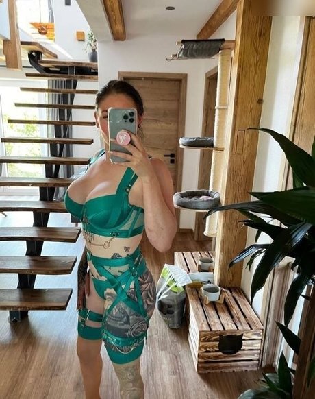 Little Princess Hedi modèle meilleur photo