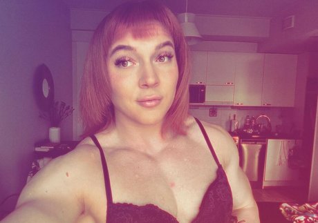 Hanna Luukkonen star exclusive collection