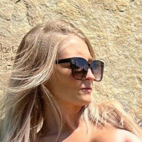 LadyWolf44 star du porno xxx galeries