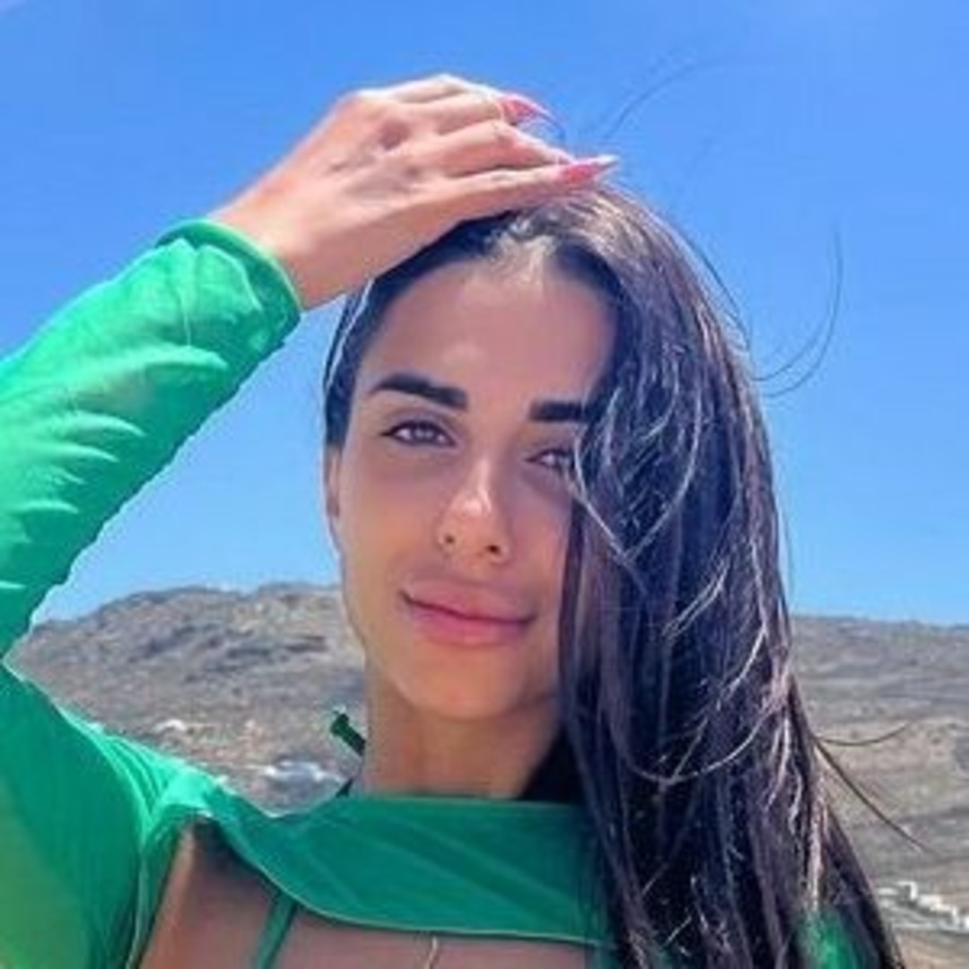 Sara Sfamurri joli modèle image