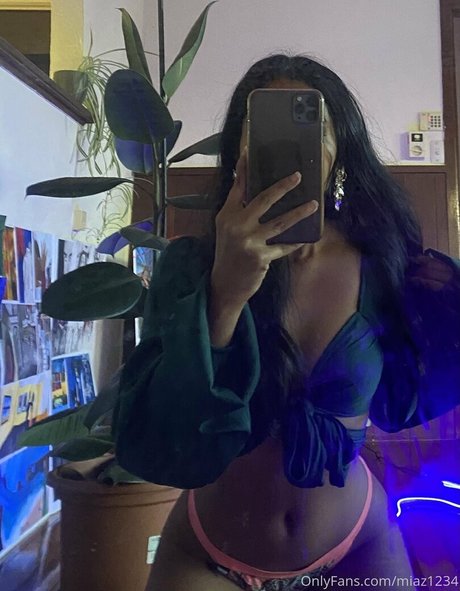 Miaz1234 étoile sexy images