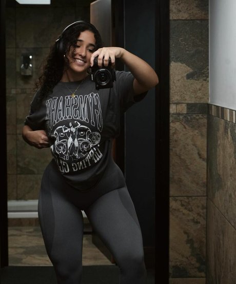 RebeccaBradley__ étoile de haute qualité des photos