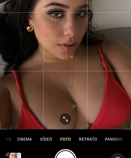 Cinthia Cruz joli modèle photos