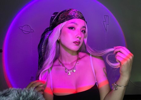 Earth s ASMR modèle sexy photos